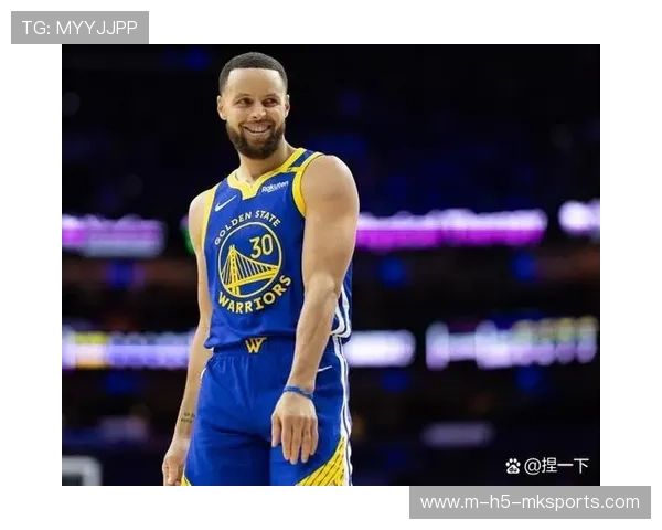 勇士主帅称库里是球队灵魂核心，库里状态神勇引领球队,勇士队走回正轨